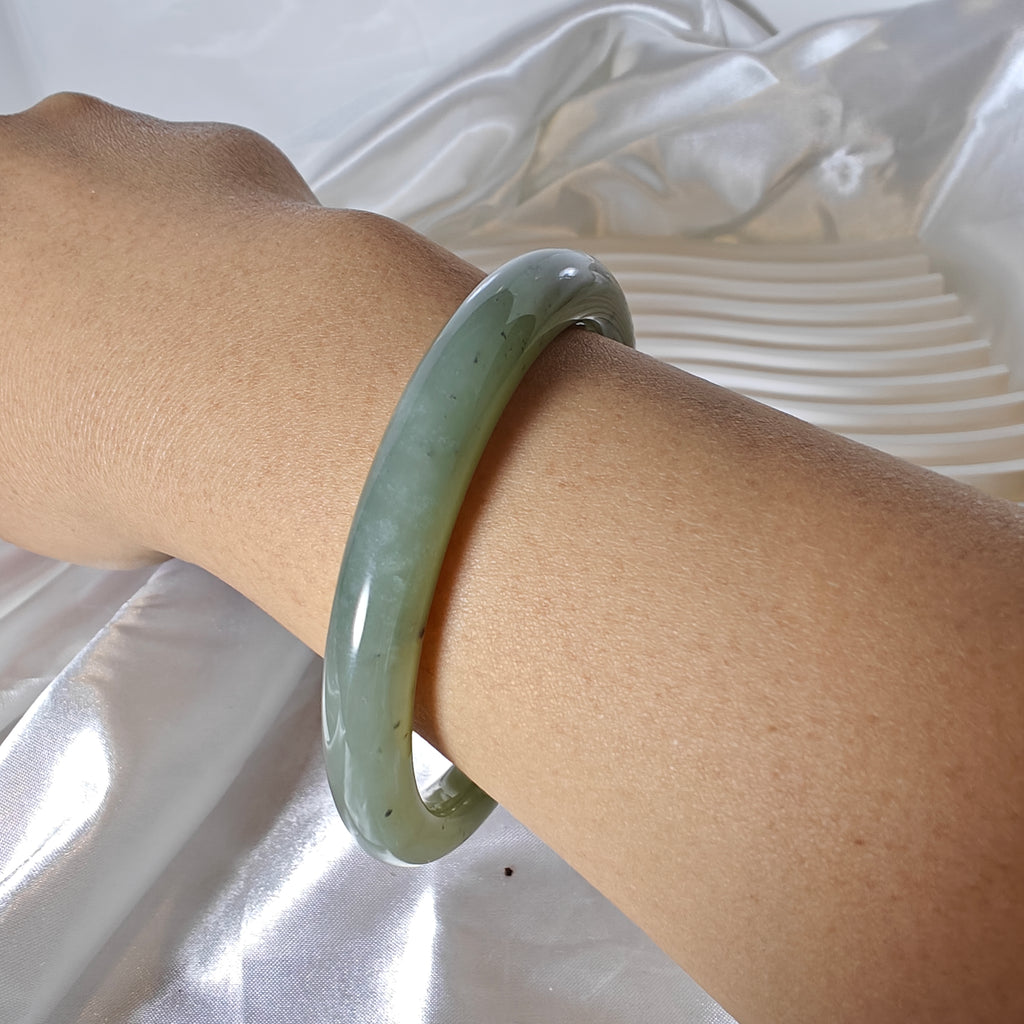 Green Jade Bangle