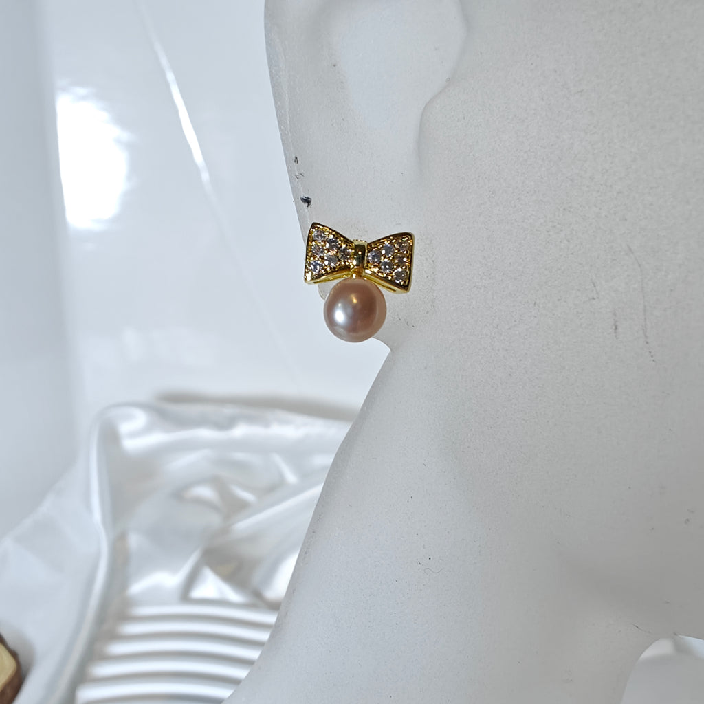 Rosaline Freshwater Pearl Stud Earrings