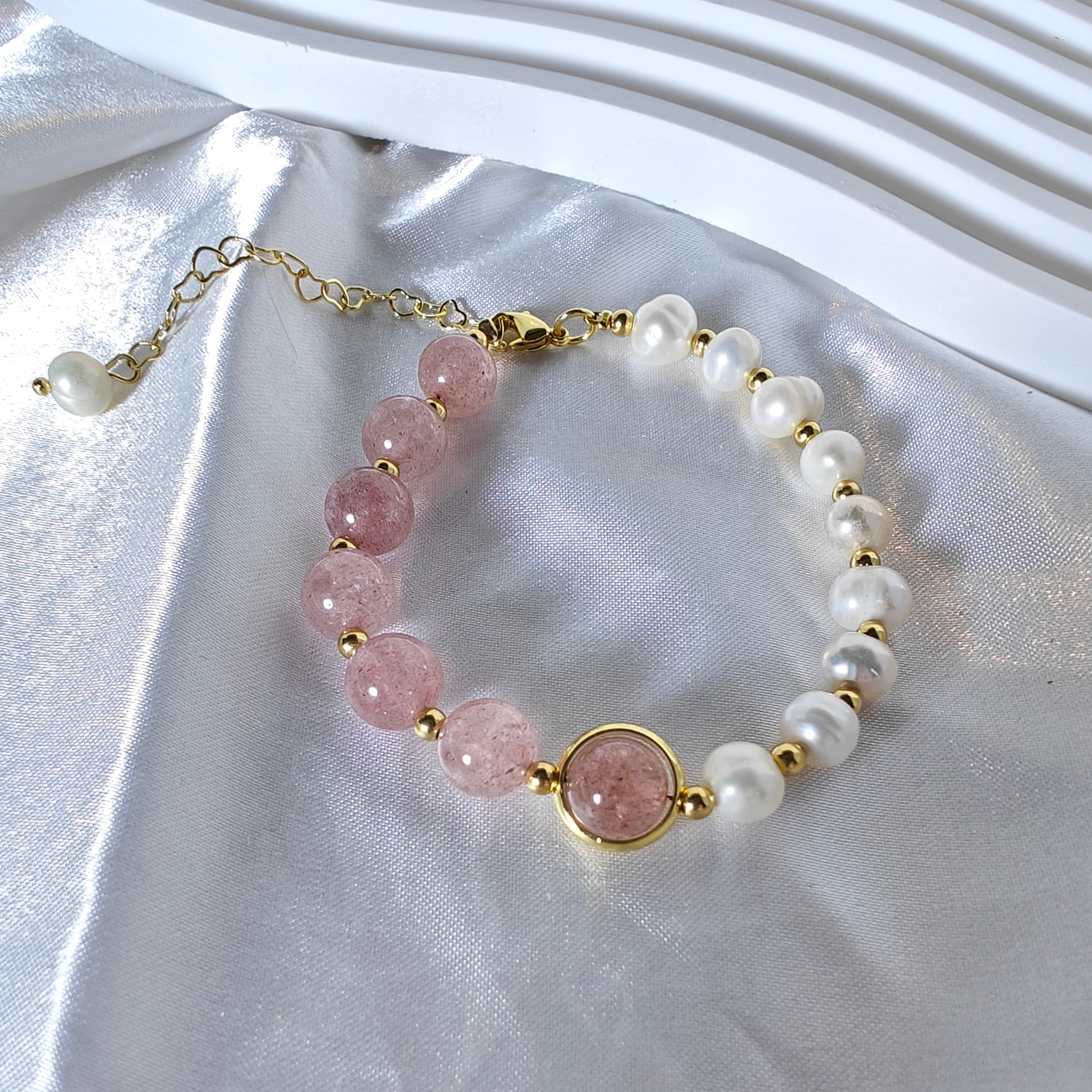 Adjustable Strawberry Quartz and Fresh Water Pearl Bracelet