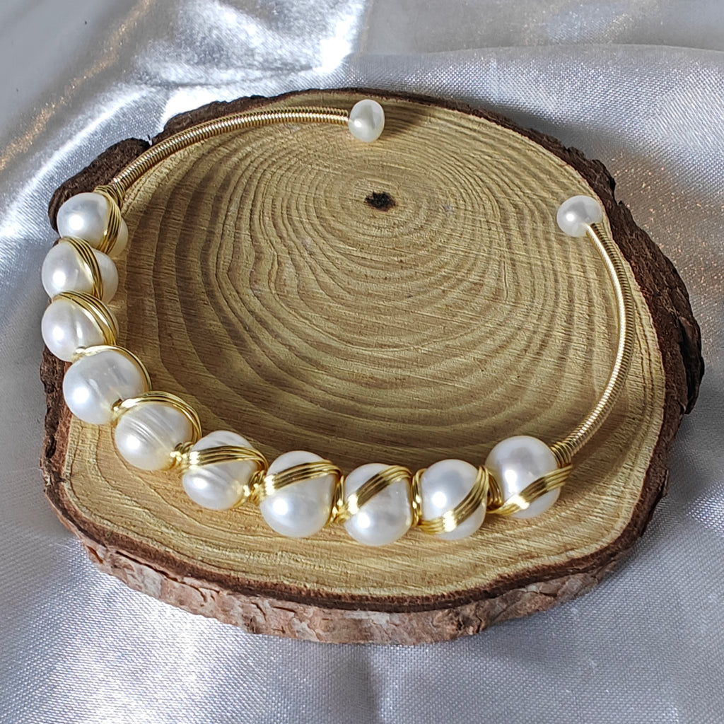 Handmade Freshwater Pearl Bracelet
