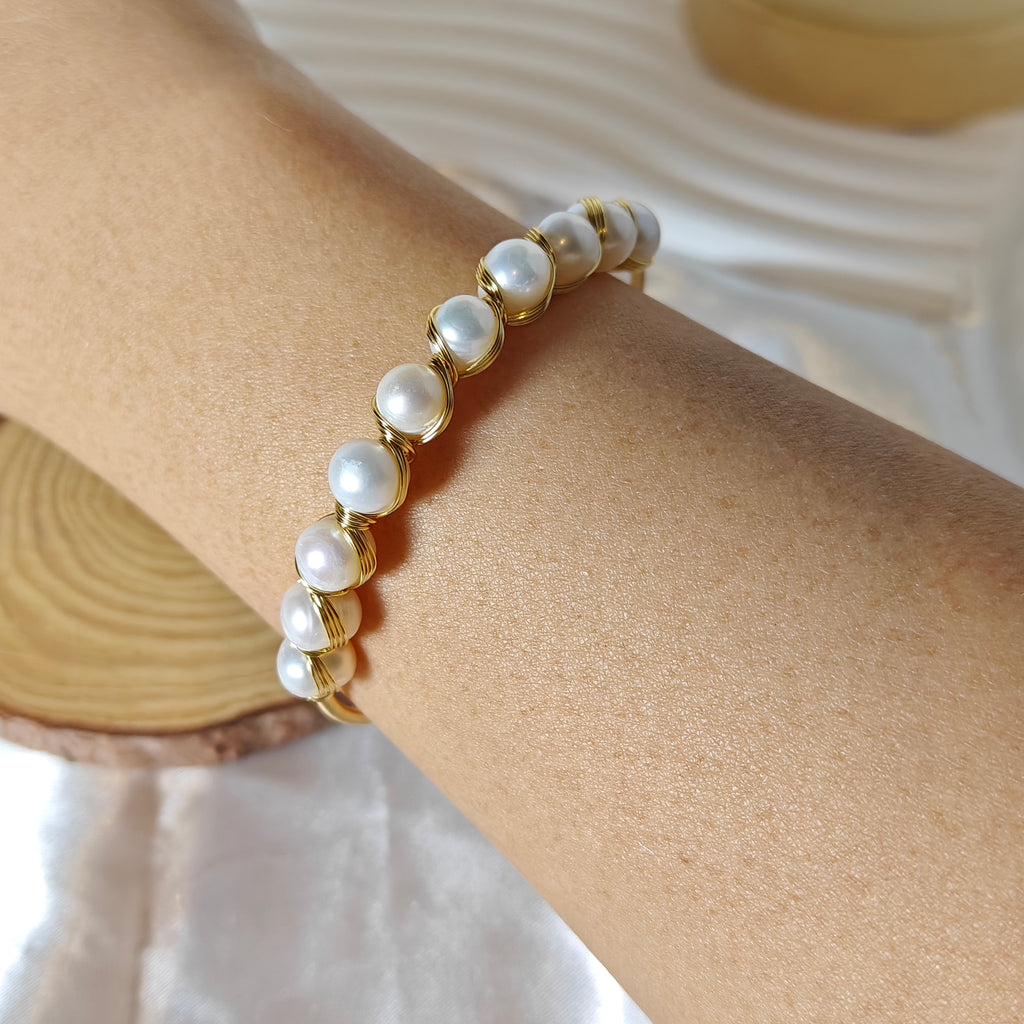 Handmade Freshwater Pearl Bracelet