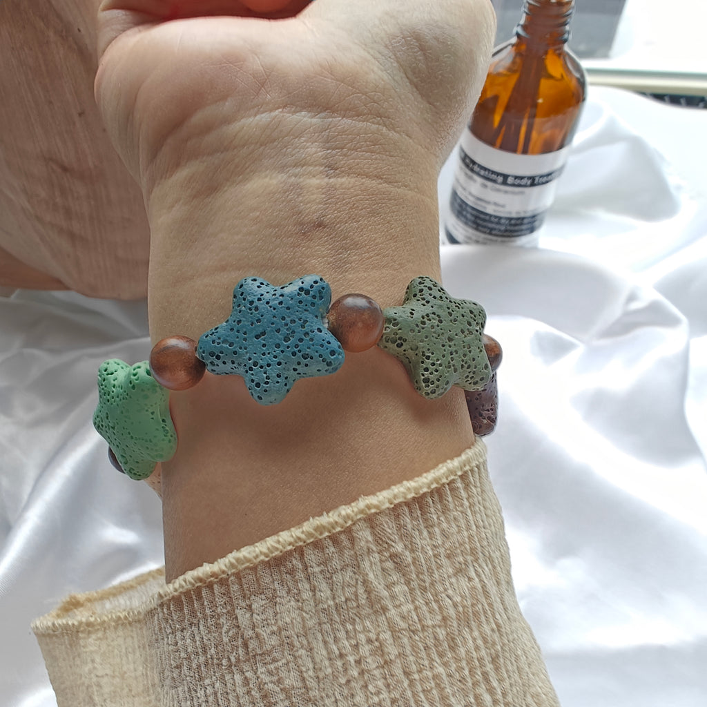 Sandalwood & Lava Stone Star Stretchy Bracelet