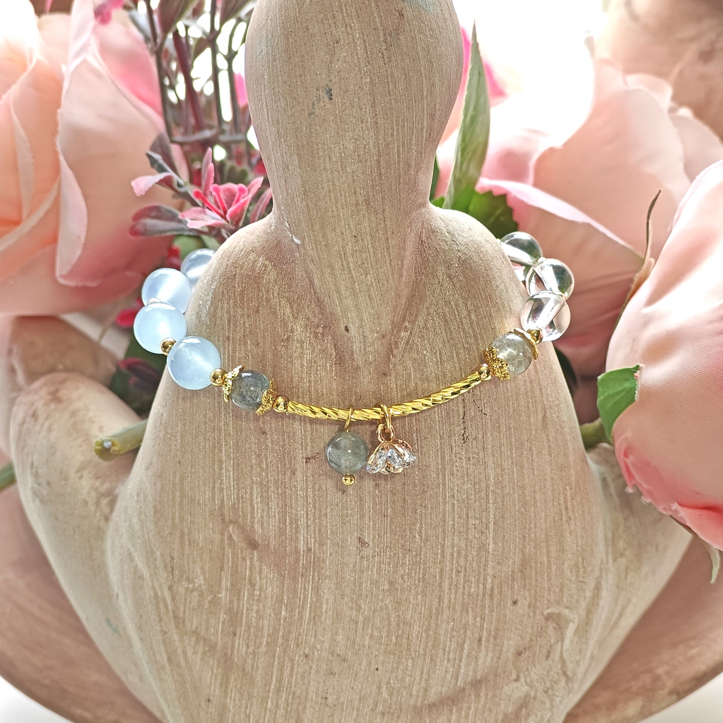 Stretchy Labradorite, Aquamarine & Clear Quartz Bracelet