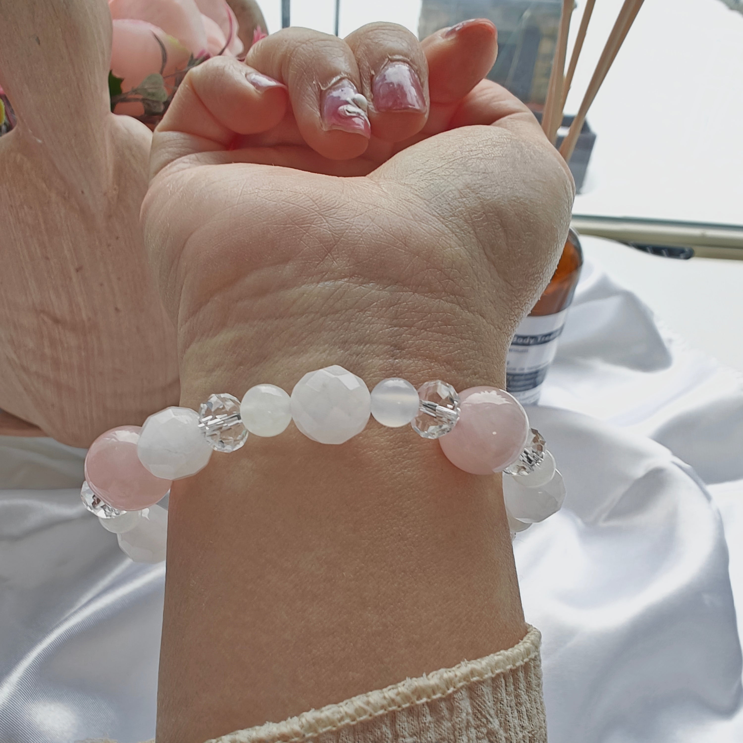 Rose Quartz & Clear Quartz Stretchy Bracelet — Diamond-Cut Shine, Soft Pink Elegance (16 cm / 6.3 in)