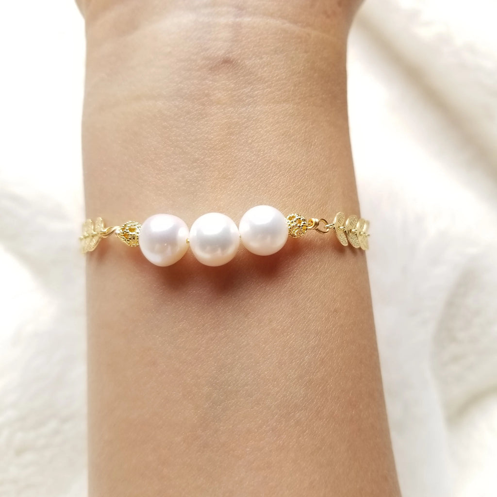 Dainty Fresh Water Pearl Bracelet with Gold Accents, Minimalist Pearl Bracelet, Bridal Jewelry, Olive Branch Bracelet, Holiday Gift