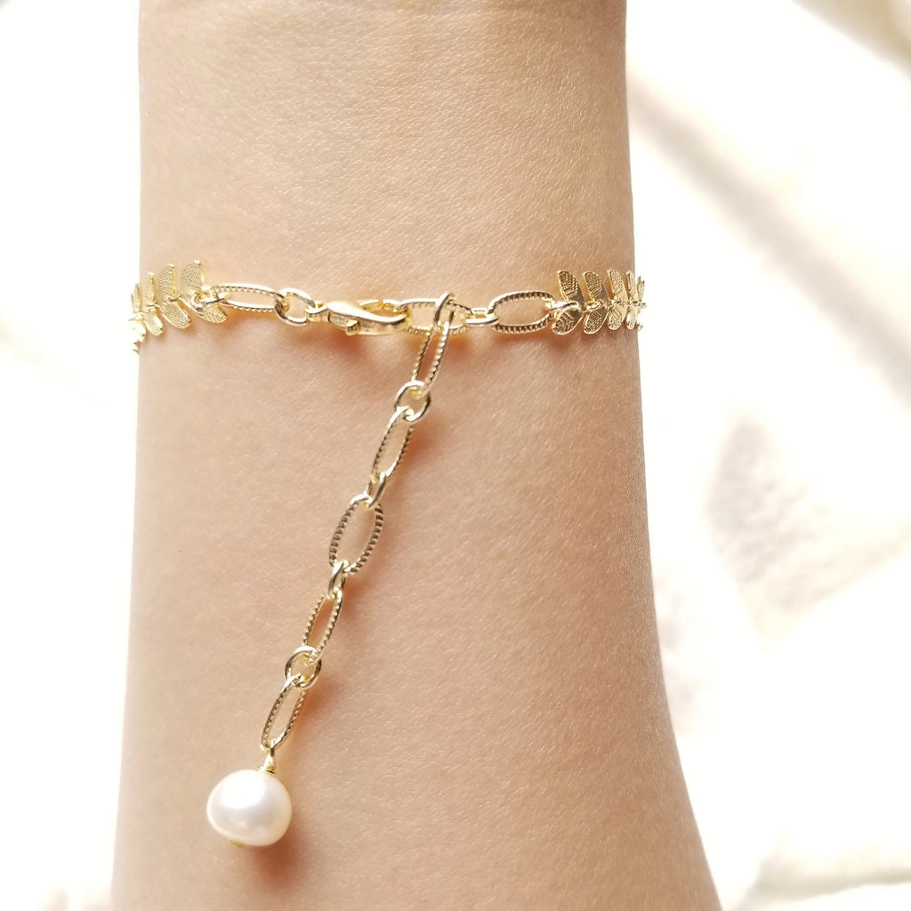 Dainty Fresh Water Pearl Bracelet with Gold Accents, Minimalist Pearl Bracelet, Bridal Jewelry, Olive Branch Bracelet, Holiday Gift