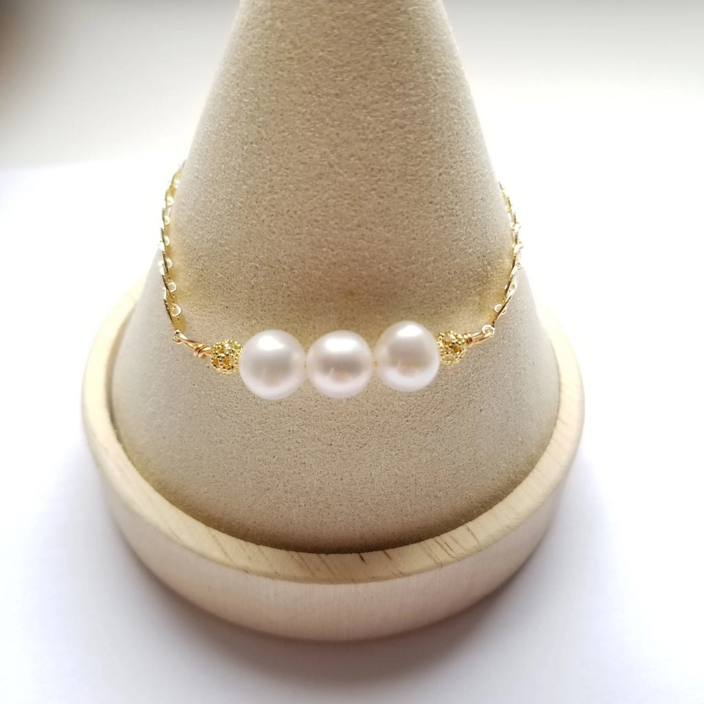 Dainty Fresh Water Pearl Bracelet with Gold Accents, Minimalist Pearl Bracelet, Bridal Jewelry, Olive Branch Bracelet, Holiday Gift