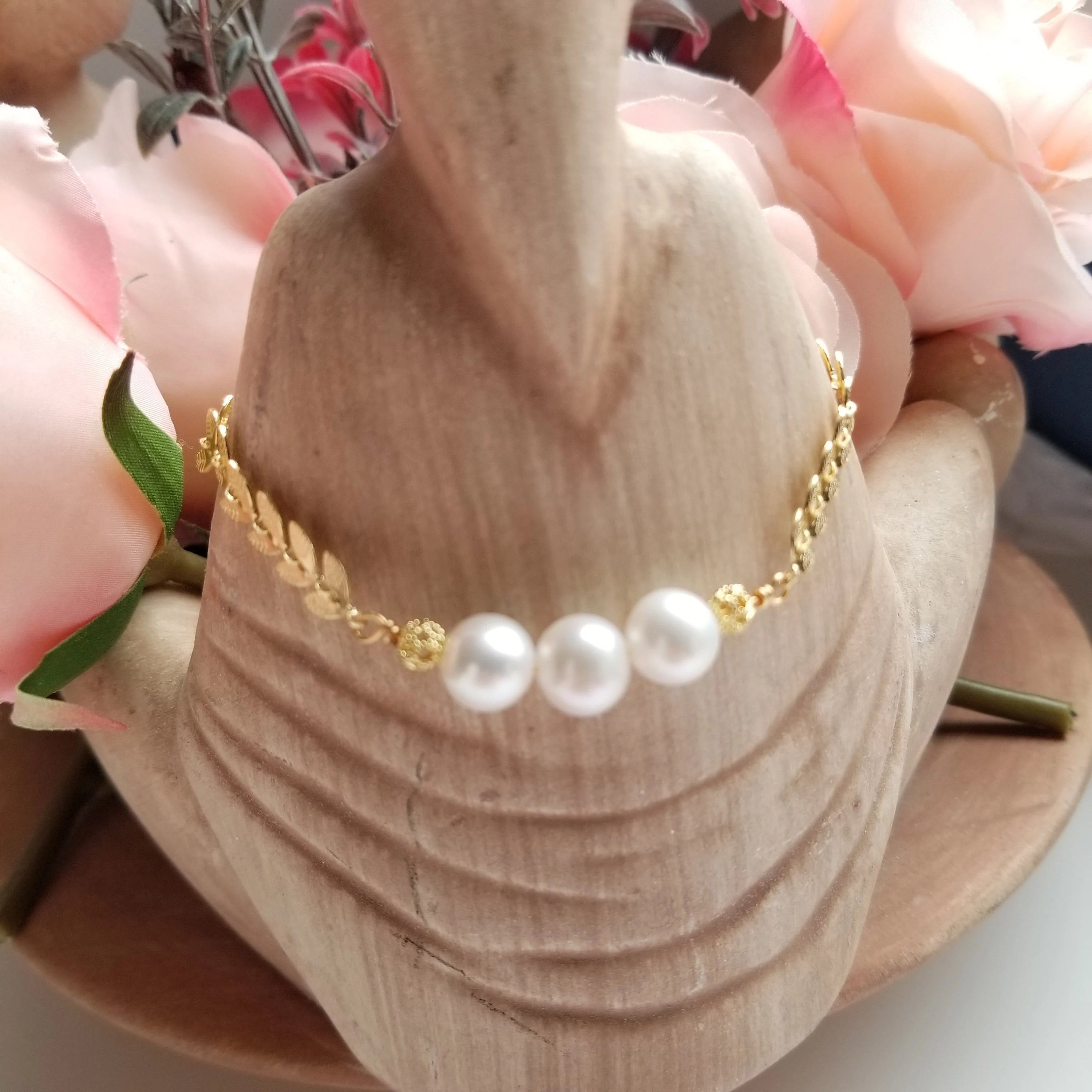 Dainty Fresh Water Pearl Bracelet with Gold Accents, Minimalist Pearl Bracelet, Bridal Jewelry, Olive Branch Bracelet, Holiday Gift