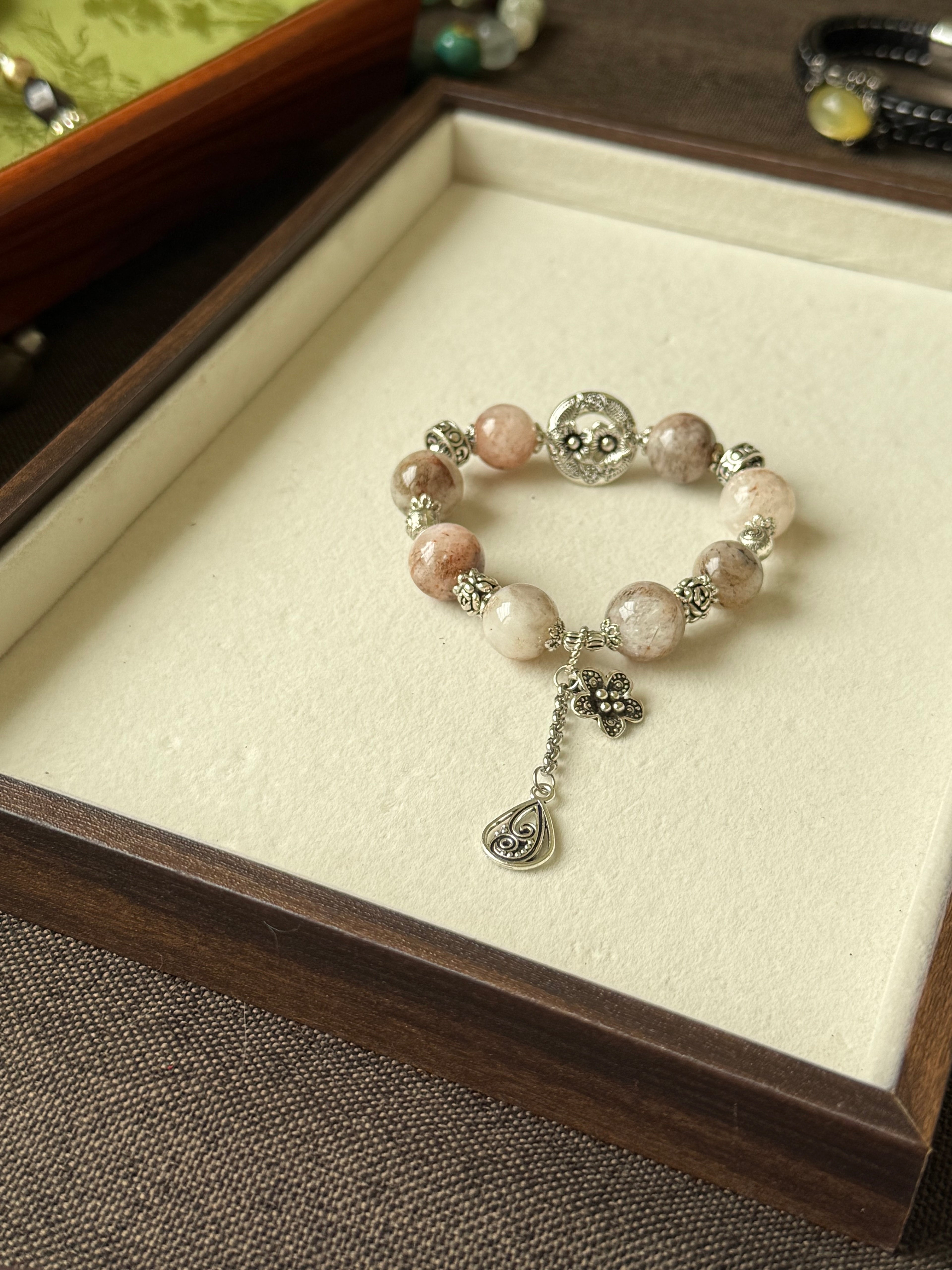 Stretchy Garden Quartz Bracelet